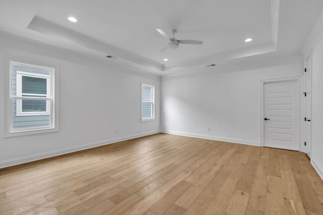 Building Photo - Luxury living in this brand new home - Franklin, TN