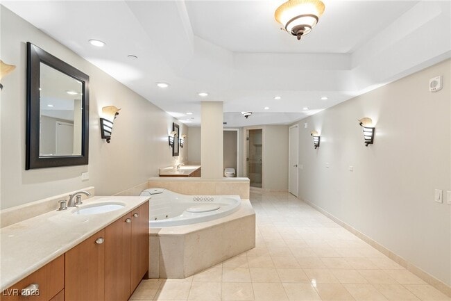 Building Photo - 2777 Paradise Rd