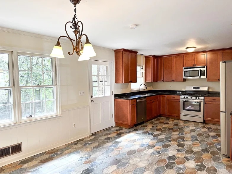 Building Photo - 3143 Windfield Cir