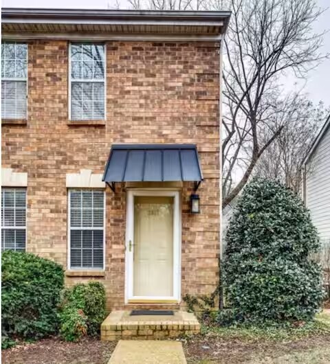 Primary Photo - 2817 Hazelwood Dr