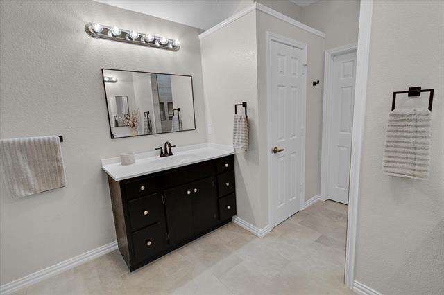 Building Photo - 2439 Whitetail Dr