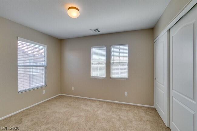 Building Photo - 1155 Paradise Garden Dr