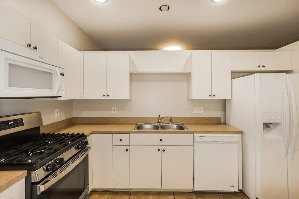 Building Photo - 619 Wave Crest Cir