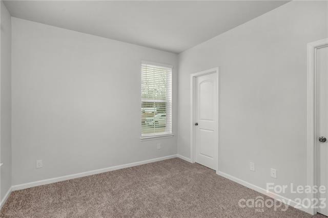 Building Photo - 10105 Hemingway Pl