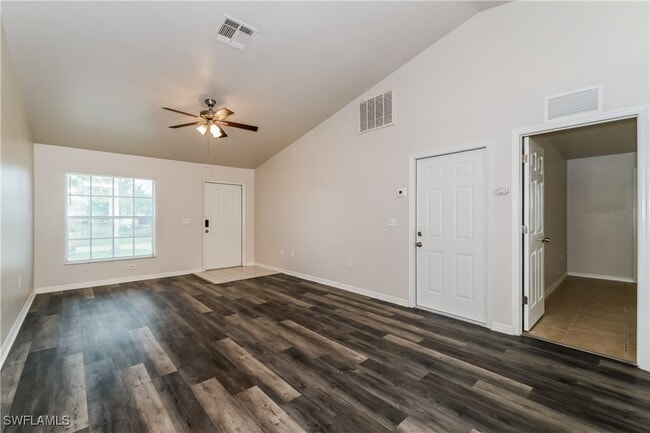 Building Photo - 5015 Bywood St