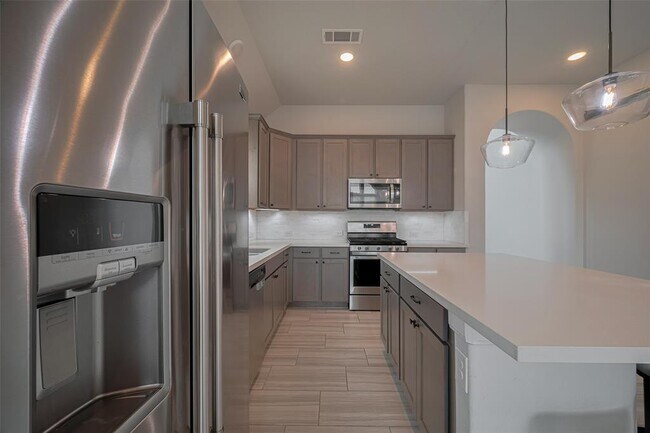 Building Photo - 23202 Penstemon Trail