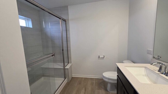 Building Photo - 460 Hathaway Ln