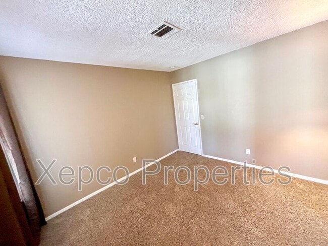 Building Photo - 77304 Ohio Ct