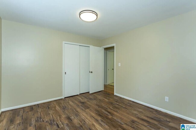Building Photo - 2200 Montreat Cir