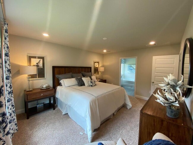 Building Photo - 10222 Orchid Magnolia Dr