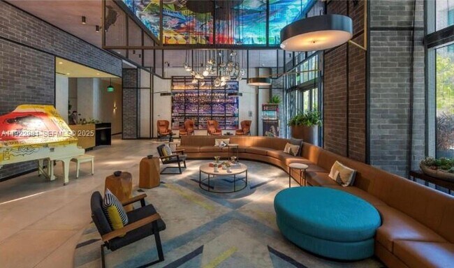 Building Photo - 121 NE 34th St