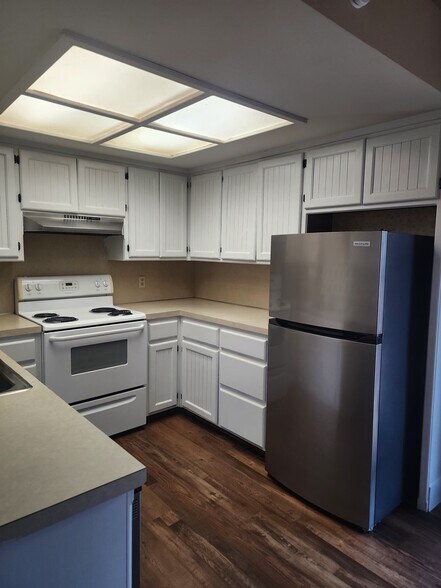 Building Photo - 9514 Apple Hill Cir