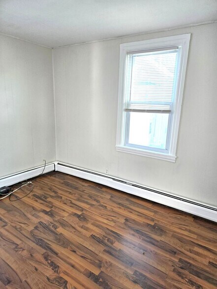 Building Photo - 184-186-186 Allston St