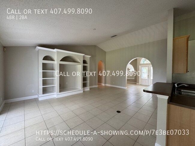Building Photo - 8823 Sky Vista Ct