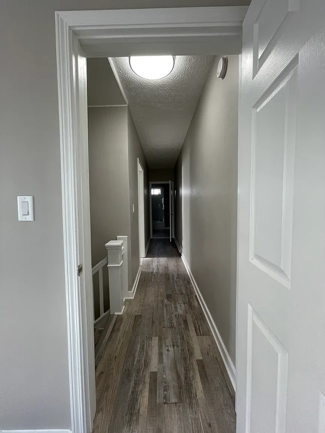 Hallway - 2508 Guilford Ave