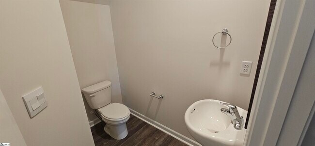 Building Photo - 794 Embark Cir