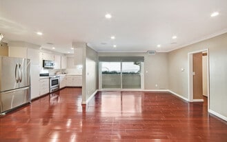 Building Photo - 1734 N Fuller Ave