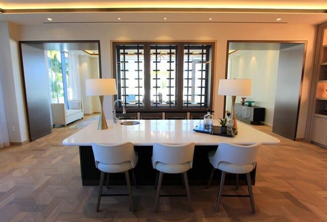 Building Photo - 151 N Seabreeze Blvd