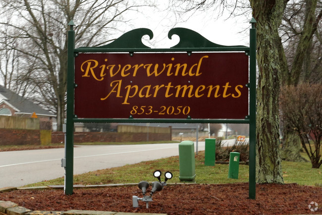 Building Photo - Riverwind Apartments