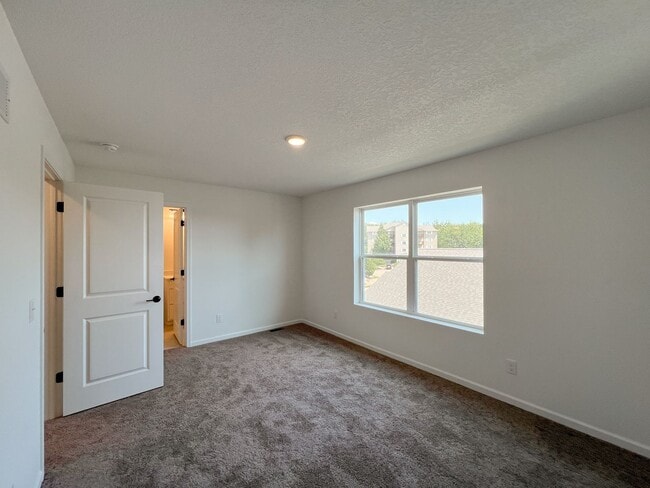 Building Photo - SIERRA TANGO CREEK RIDGE, LLC