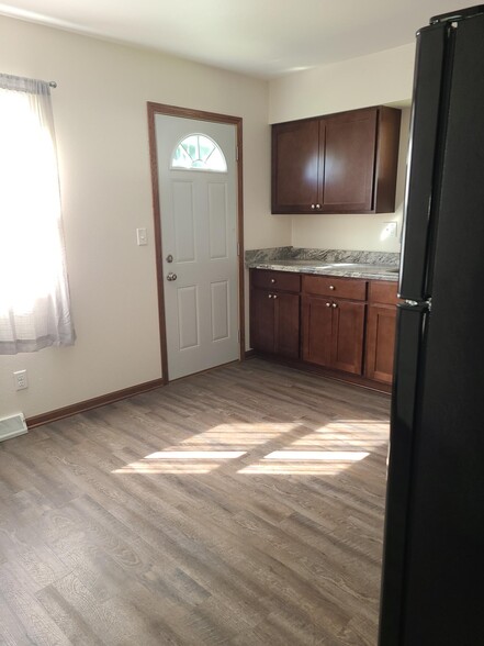 Main Level: Kitchen - different view - 217 S Water St