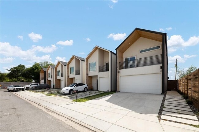 Building Photo - 24 N 28th St