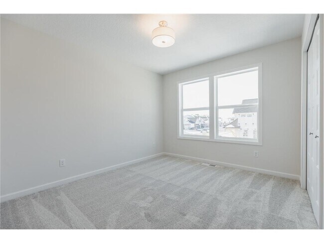 Building Photo - 4806 128th Cir NE