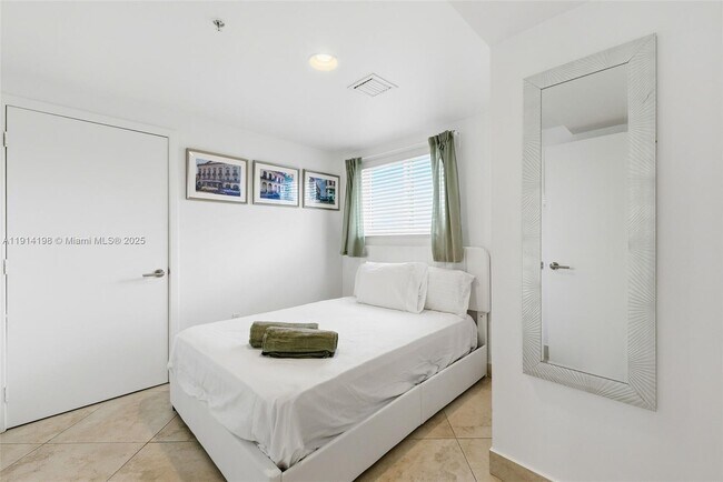 Building Photo - 421 Meridian Ave