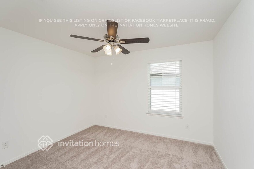 Building Photo - 24546 Red Hawthorn Trce