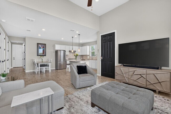 Building Photo - 105 Harborside Dr