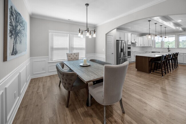 Building Photo - 5080 Mooreland Oaks Way
