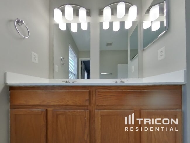 Building Photo - 10554 Catalina Pl