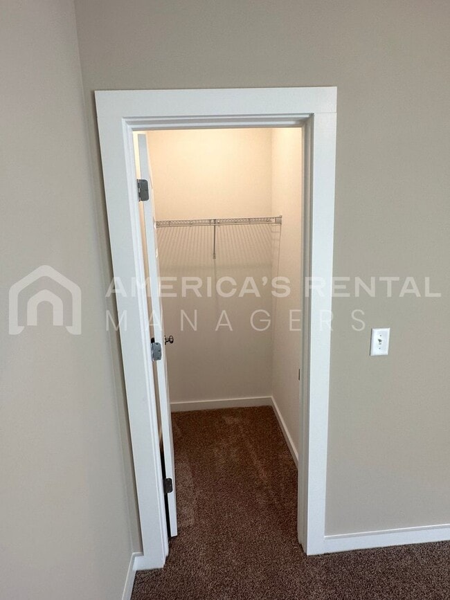 Building Photo - Home for Rent in Bessemer, AL!!! Available to View NOW!