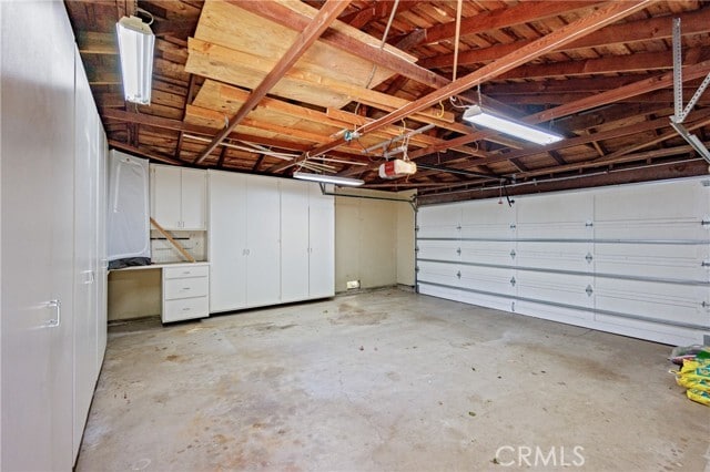 Building Photo - 408 Flower St