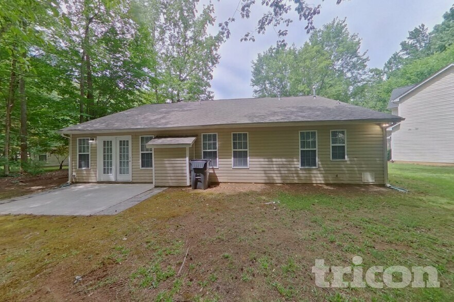 Building Photo - 6603 Cedar Cliff Dr