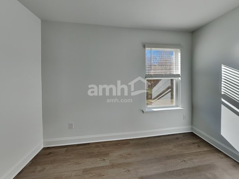 Building Photo - 3513 Jefferson Cor Ln