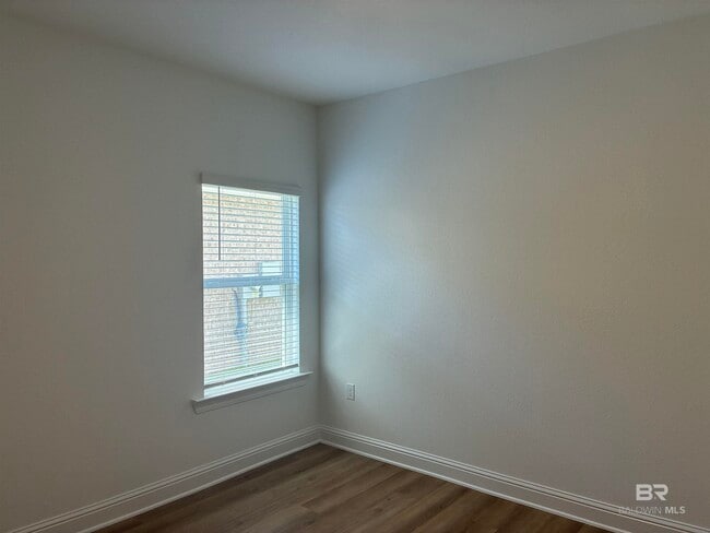 Building Photo - 130 Millet Ave