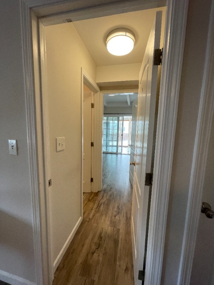 Building Photo - 101 Del Prado Dr