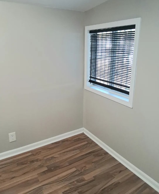 Building Photo - 3506 Kahlert Ave