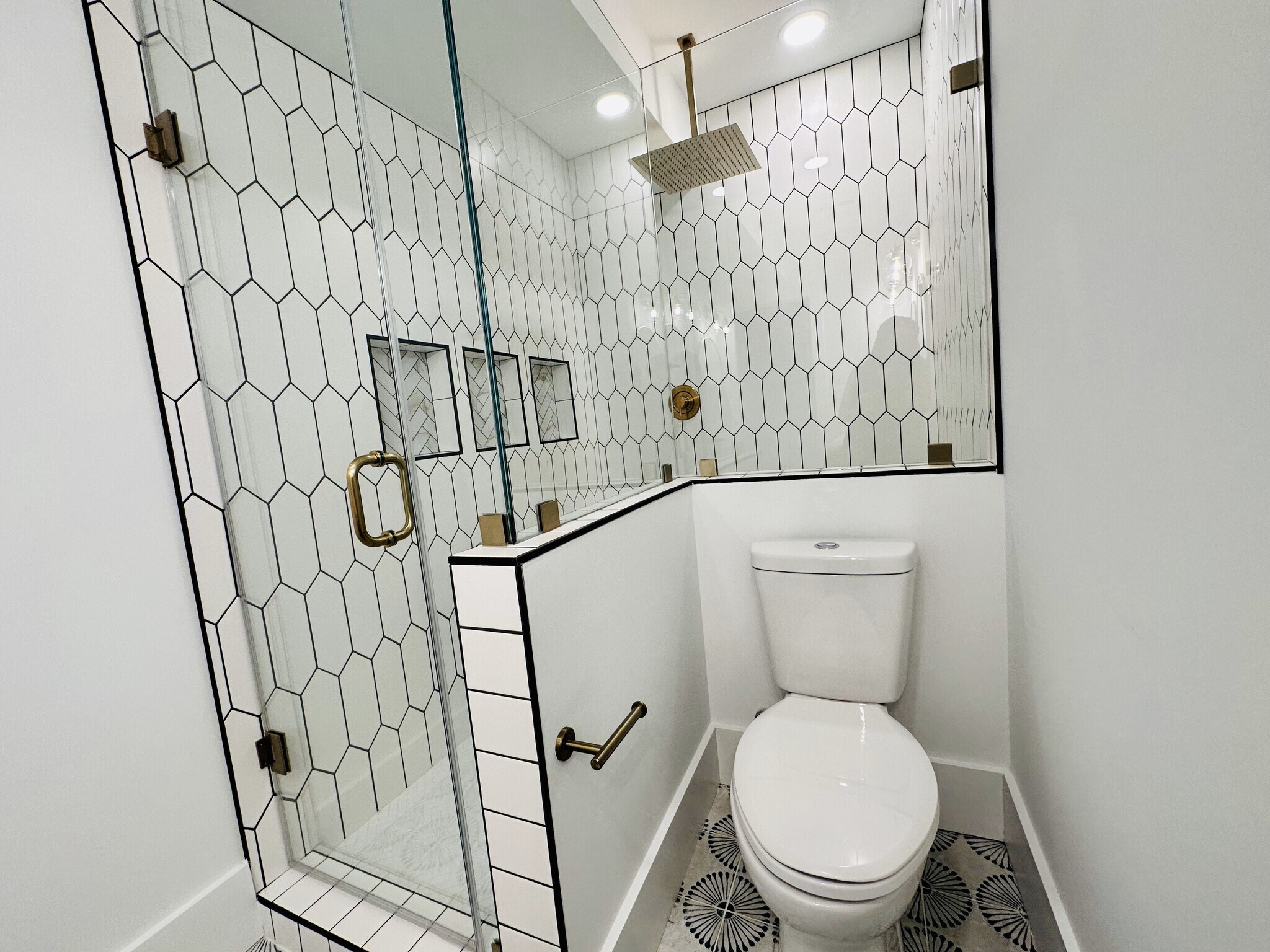 Building Photo - 1314 1/2 5th St NW