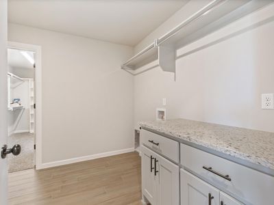 Building Photo - 5210 S Walnut Creek Pl