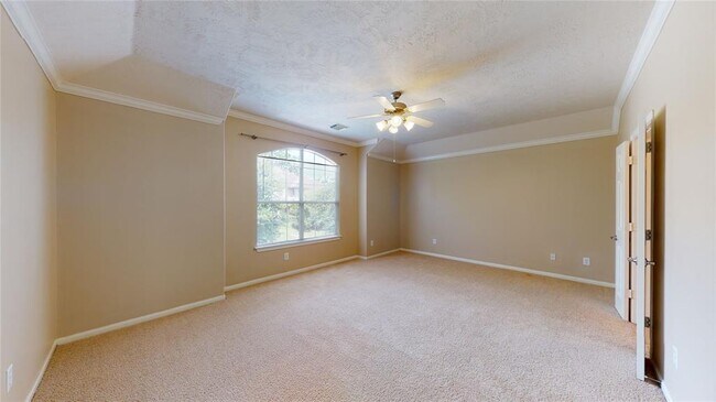 Building Photo - 23 Benedict Canyon Loop