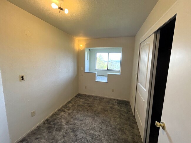 Building Photo - 3747 Trinity St