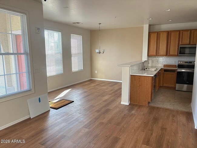 Building Photo - 2785 S Pewter Dr