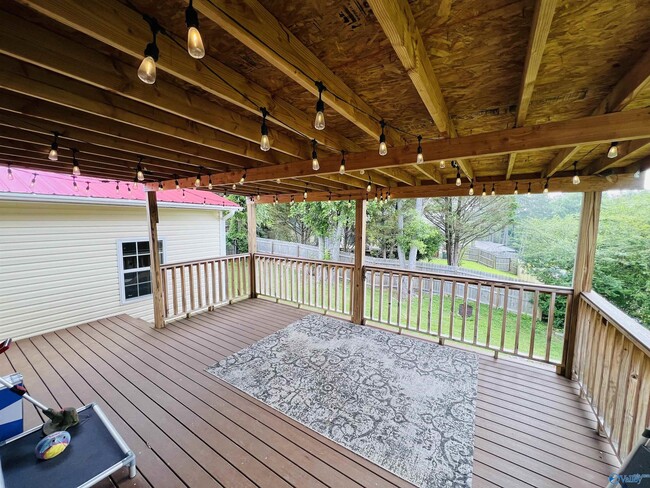 Building Photo - 4914 Gilley St