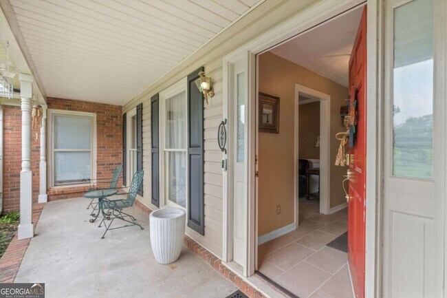 Building Photo - 1061 GA-92
