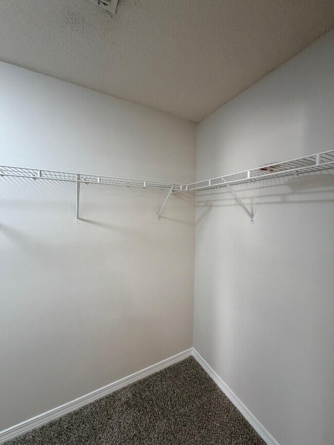 Building Photo - 6952 Cotton Boll Ln