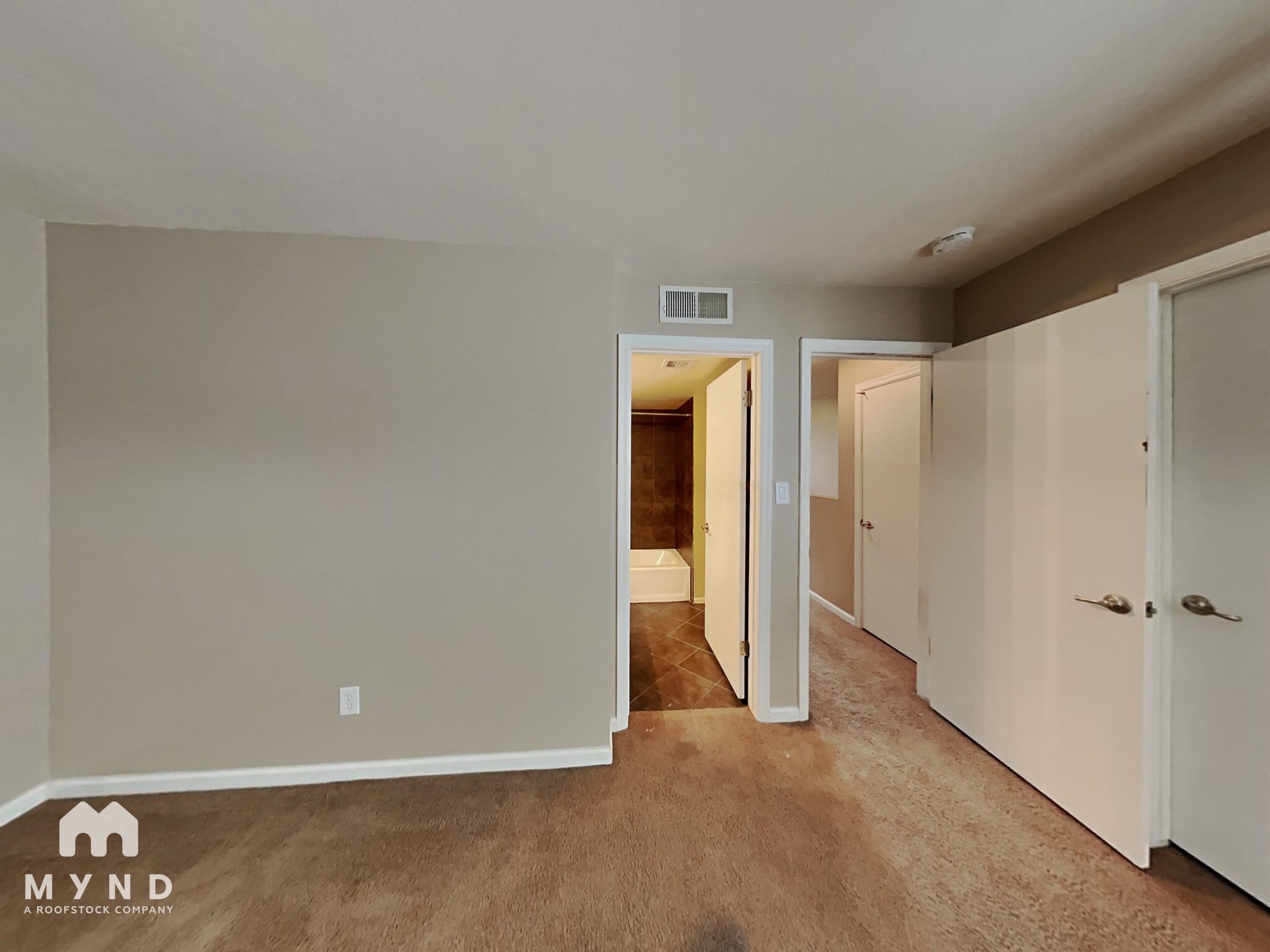 Building Photo - 10115 E Mountain View Rd