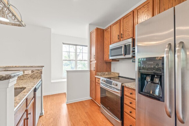 Building Photo - (Move-In Special) Charming 2-Bedroom, 2-Ba...