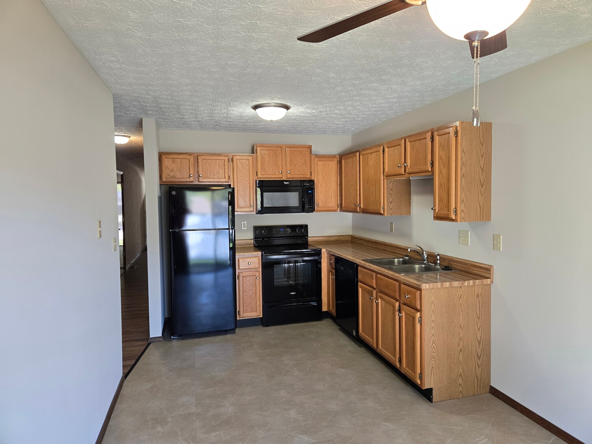 Building Photo - 1219 Woodbridge St